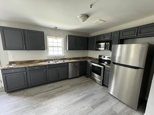 2135 Textile Dr, Greensboro, NC 27405