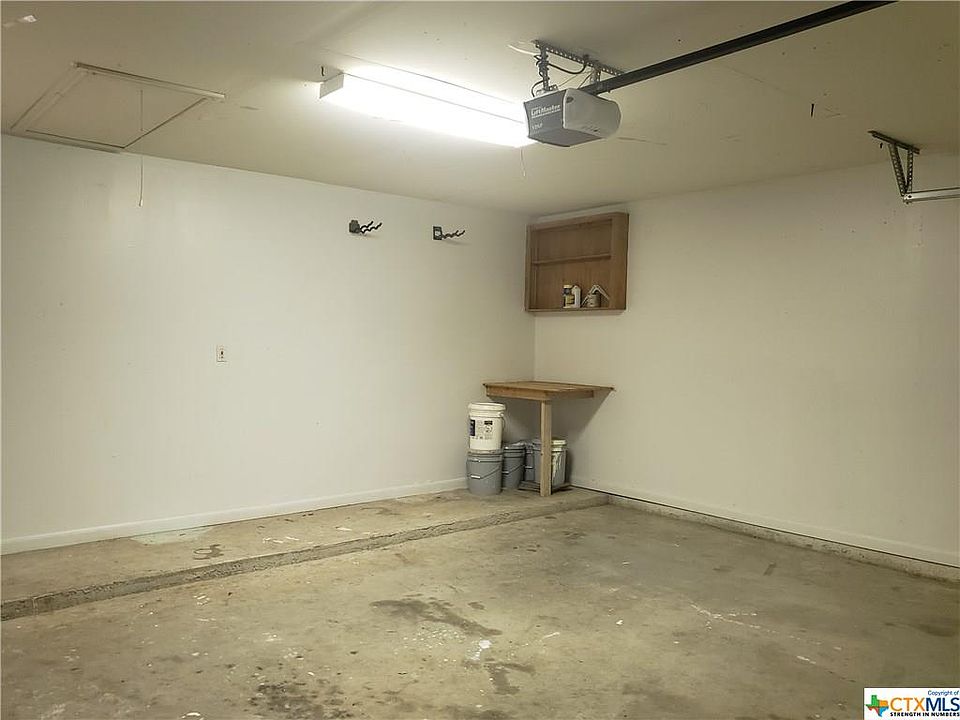 2nd image of 2035 Nevada St