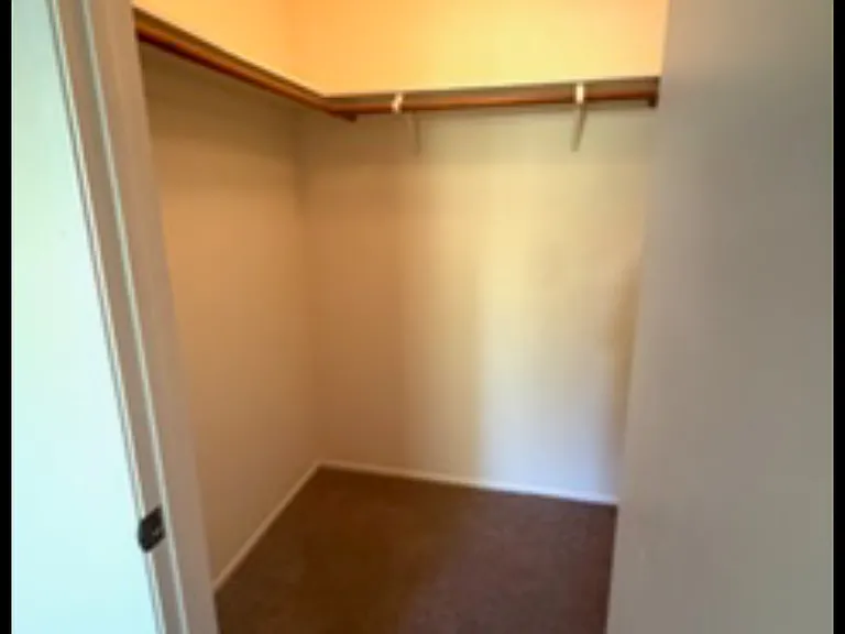 Hillcrest Dr — Photo 3