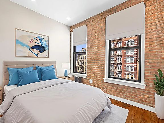 4th image of 140 E 17th St #1C