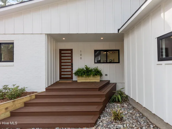 100 Lakewood Drive, Pinehurst, NC 28374