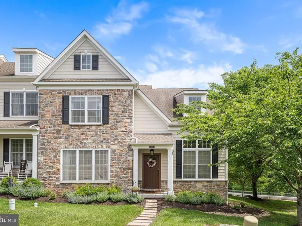 424 Ravenscliff Dr, Media, PA 19063