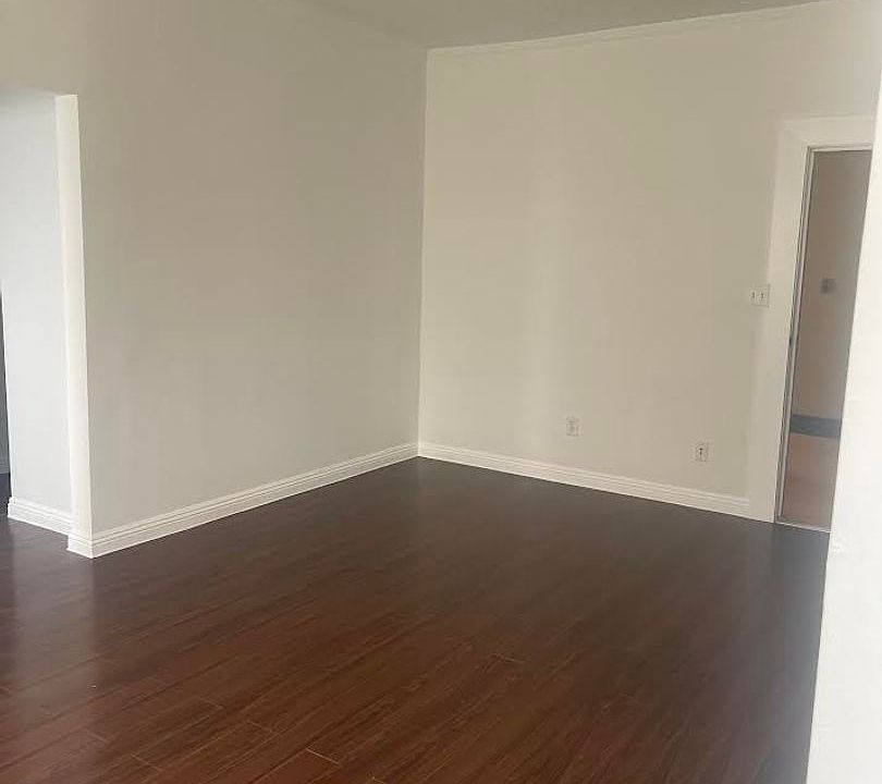 1st image of 724 N Gramercy Pl APT 207