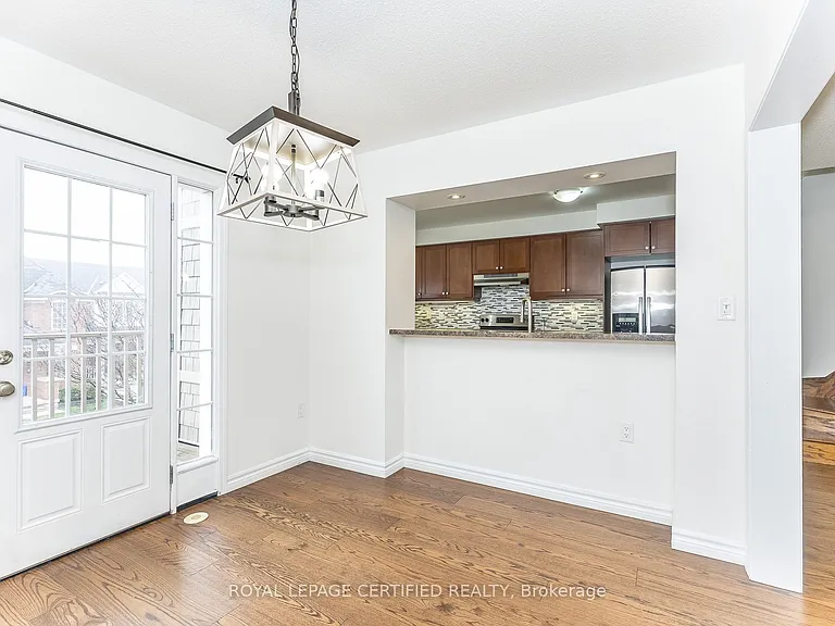 561 Speyer Cir — Photo 14