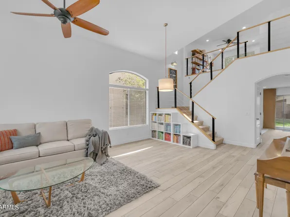 2339 W RUNNING DEER Trail, Phoenix, AZ 85085