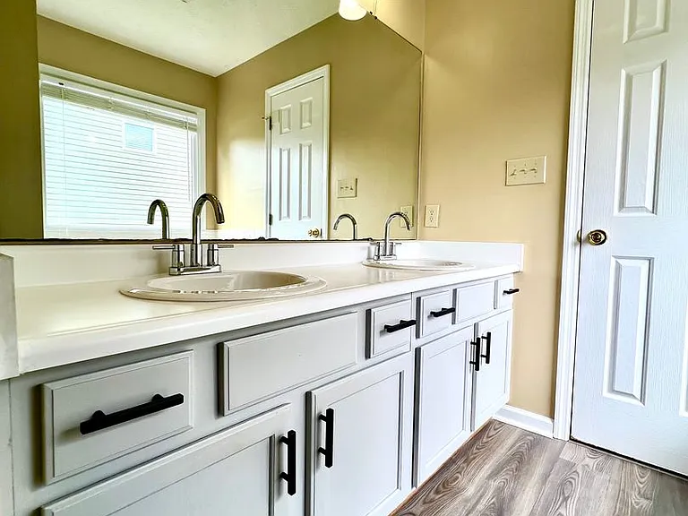 4549 Rustic Haven Dr — Photo 9