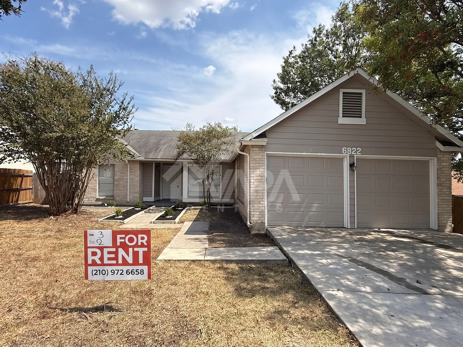 3 bed, 1520 sqft, $2,000 — Photo 1
