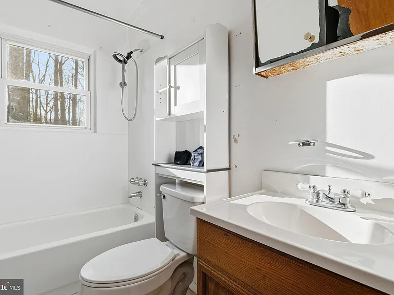 1330 Jason Ln — Photo 33