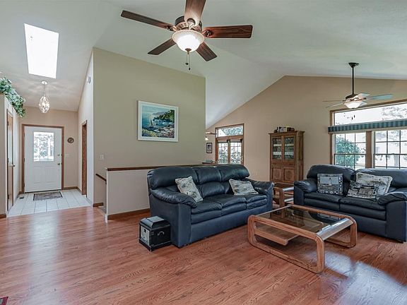2nd image of 51308 Old Sycamore Ct