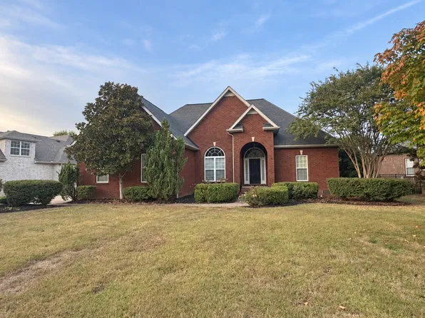 437 Savannah Rdg, Murfreesboro, TN 37127