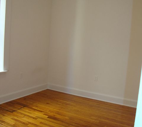 5th image of 541 W 49th St APT 41