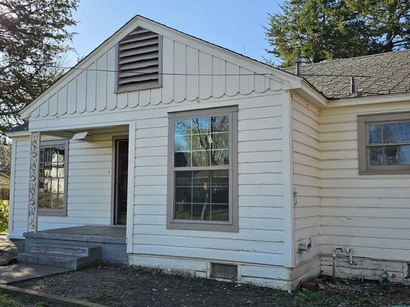1208 E Houston St, Sherman, TX 75090