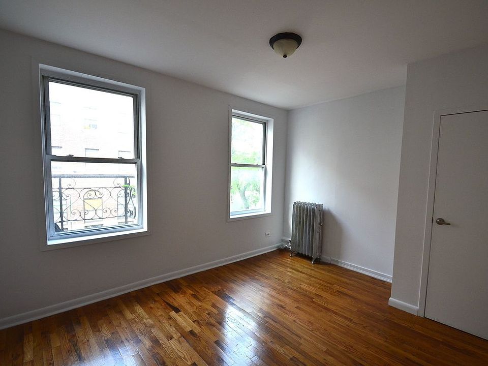 1st image of 174 W 137th St #8A