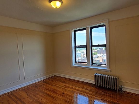 5th image of 680 E 235th St APT 6A