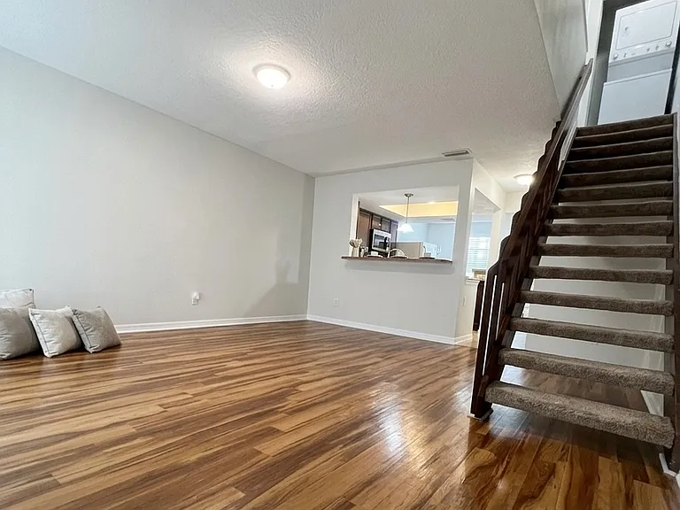 16634 Brigadoon Dr — Photo 9