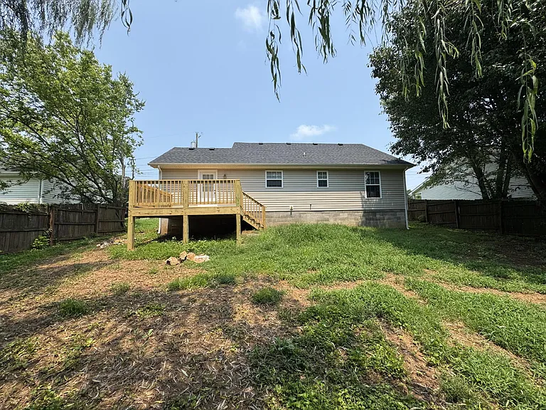 404 Faulkner Dr — Photo 18