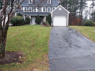 50 Cliff Dr #B, Taunton, MA 02780