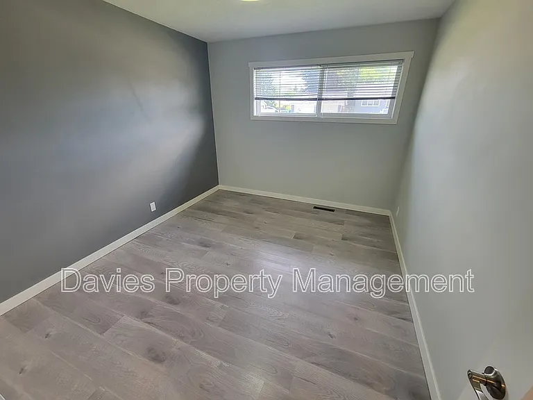 8510 152nd St NW #MAIN — Photo 11