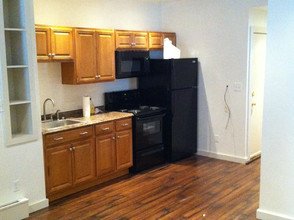 1 Blackinton St #1C