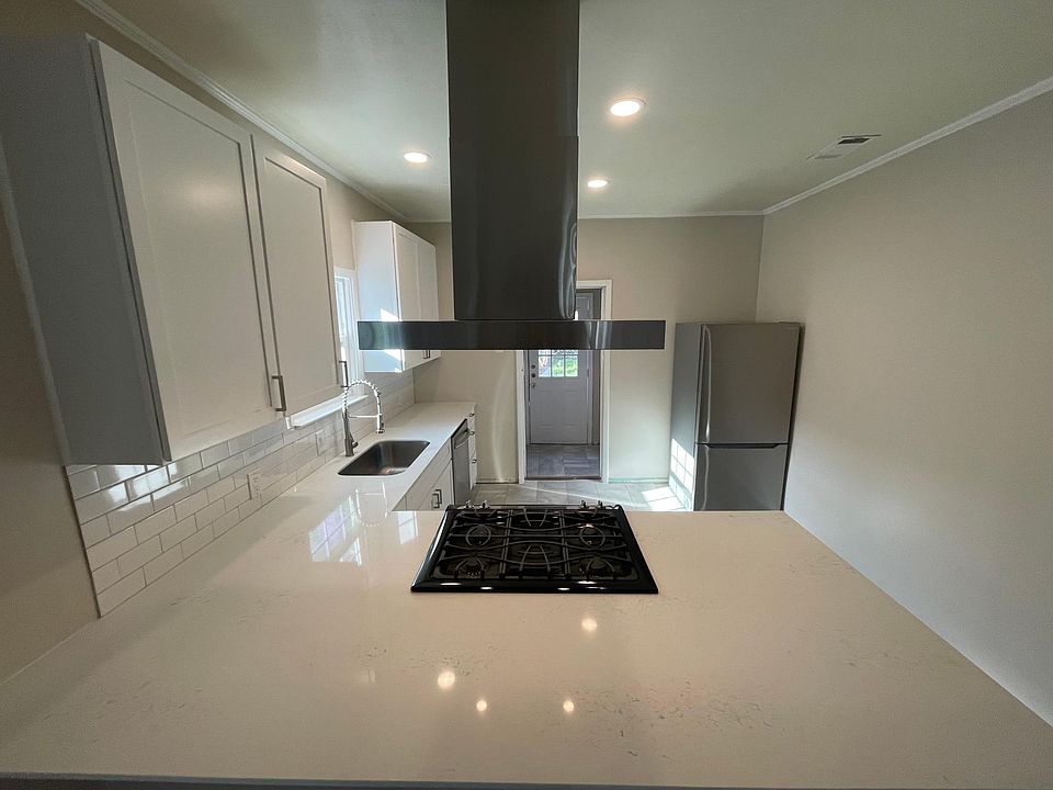 1106 Egan St, Denton, TX 76201 Zillow