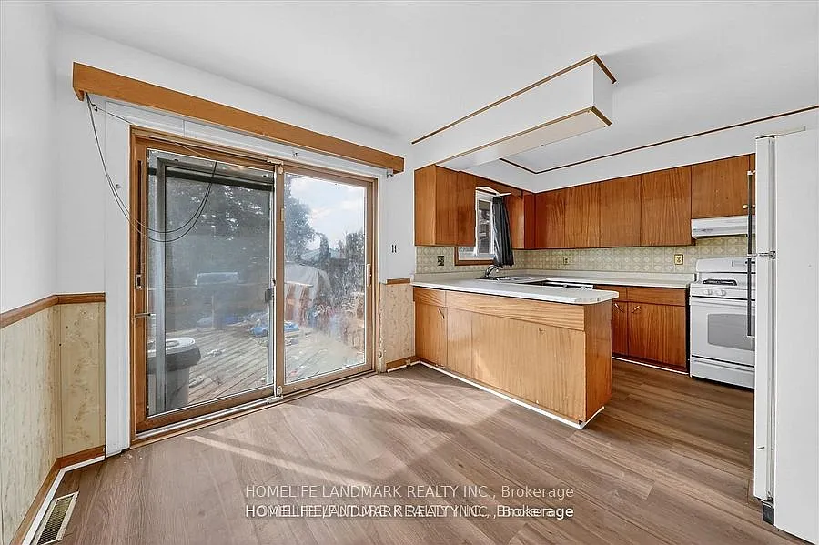 3 bed, $2,298 — Photo 4