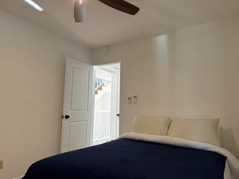 883 Acapulco St — Photo 37