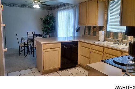 3rd image of 1835 Papago Dr