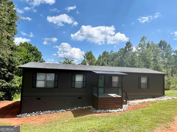 151 Oakridge Dr, Cleveland, GA 30528