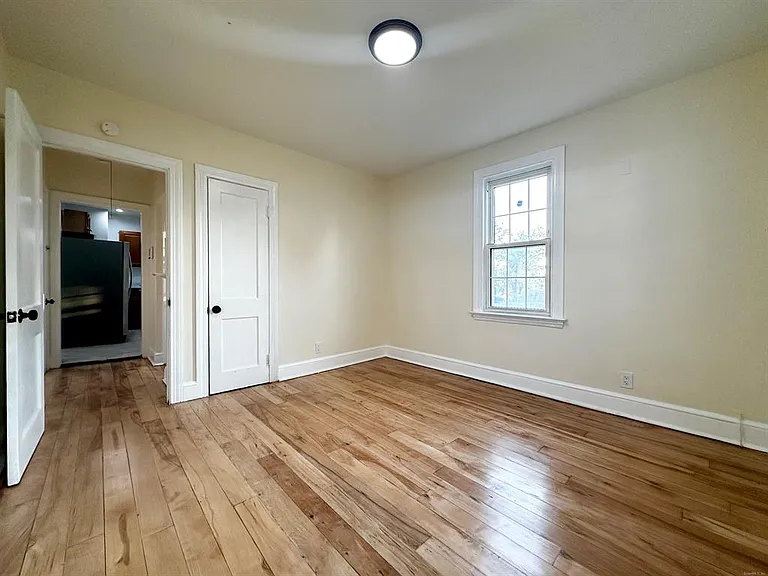 339 Thompson St #1 — Photo 20