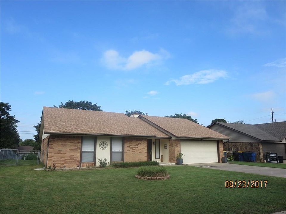 1st image of 955 Buckwood Dr