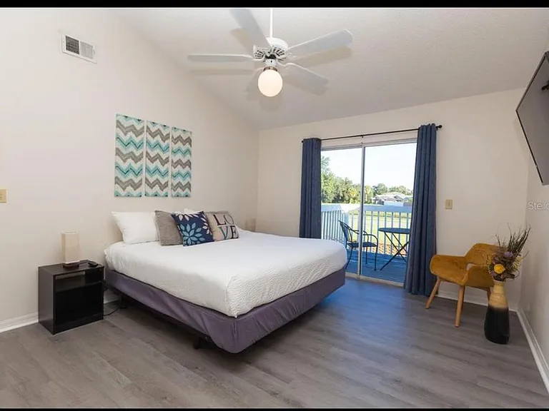 2492 Sweetwater Club Cir #68 — Photo 2