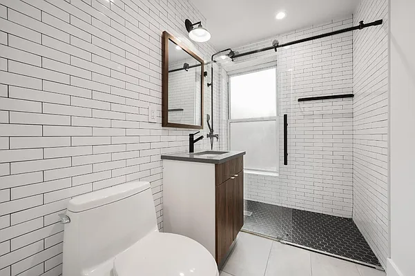 Rented by Canvas Property Group | media 23