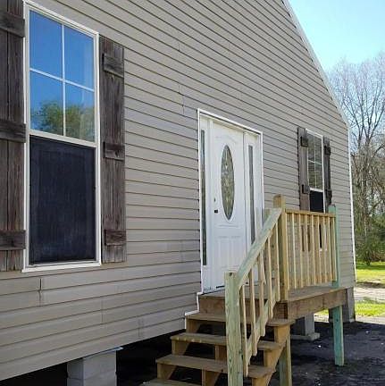 4th image of 8432 Derouen Dr