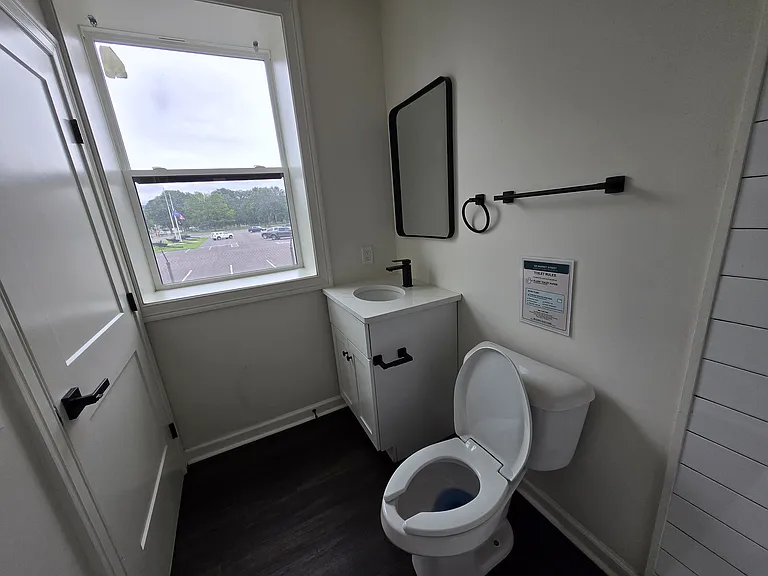 300 Market St #101 — Photo 12