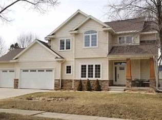 1418 Red Cloud Ln, Madison, WI 53704