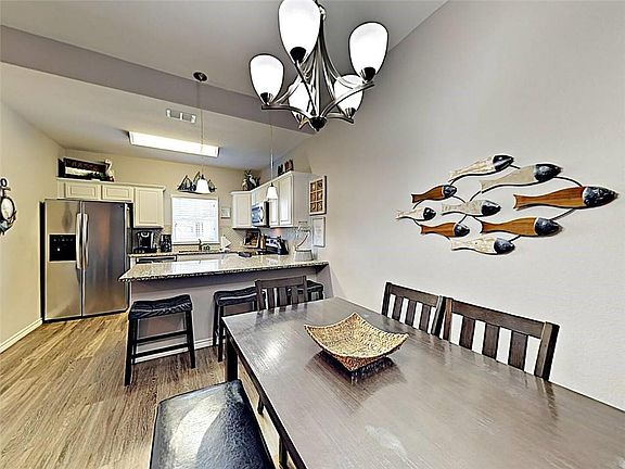 5th image of 1813 S 11th St #603