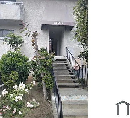 2 bed, 1000 sqft, $2,400 — Photo 2