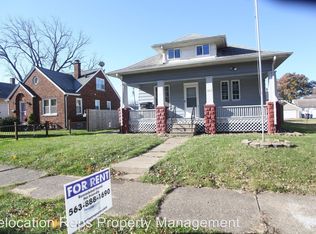 243 44th St, Moline, IL 61265