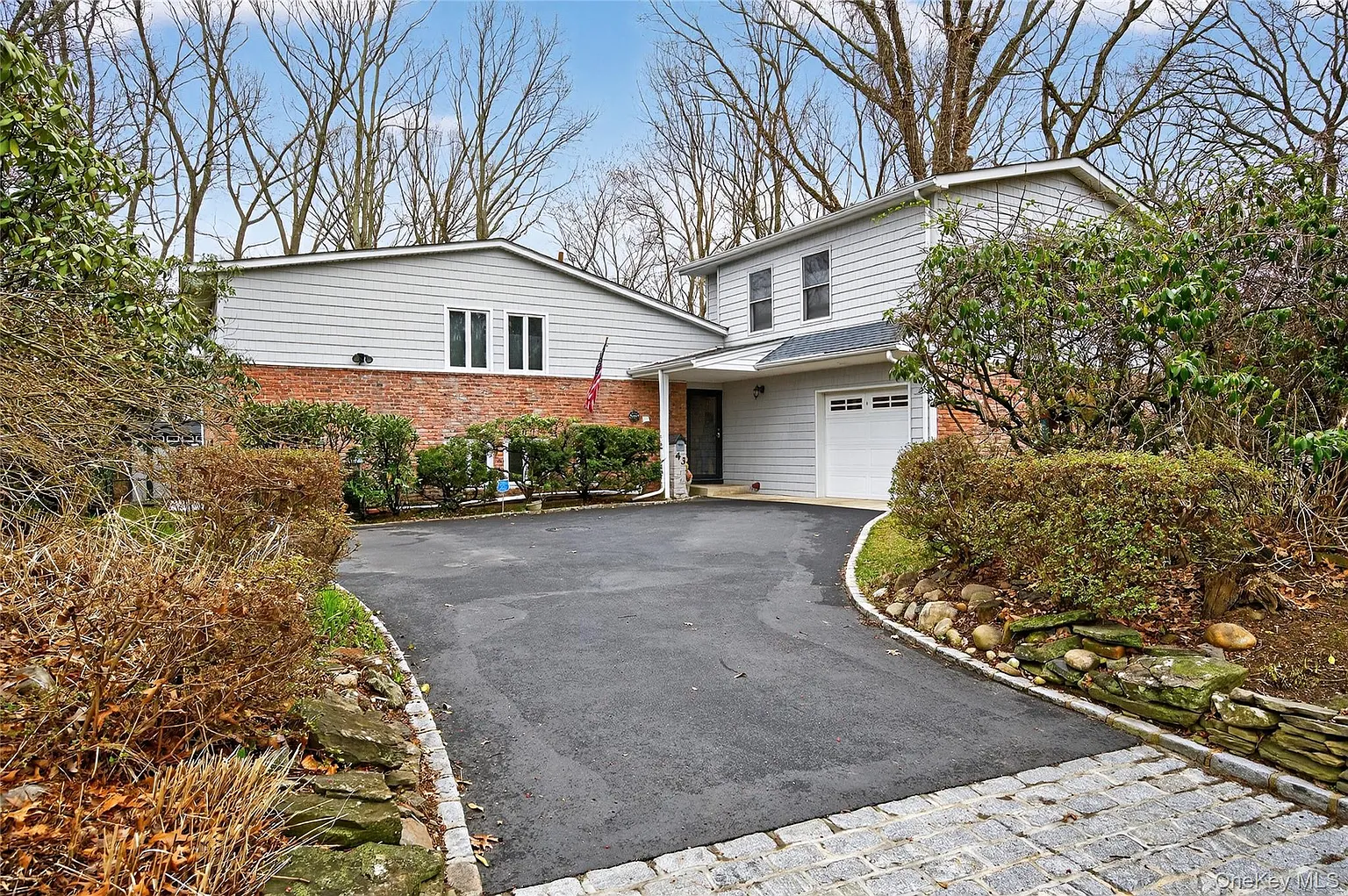 43 Highwood Road photo 1