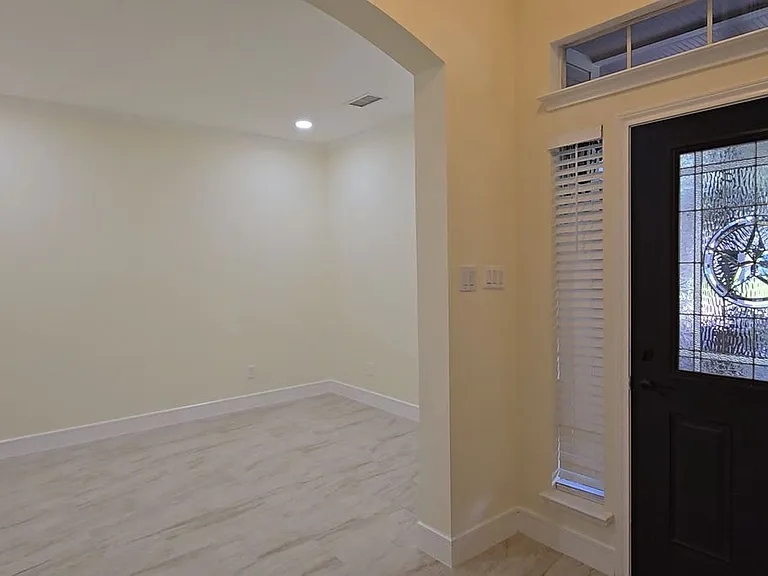 5510 Cedaredge Ct — Photo 3