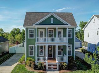16430 Leavitt Ln, Davidson, NC 28036