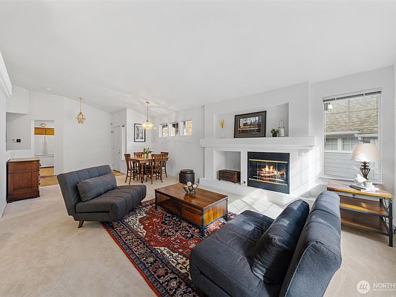 4th image of 4300 Stonebridge Way