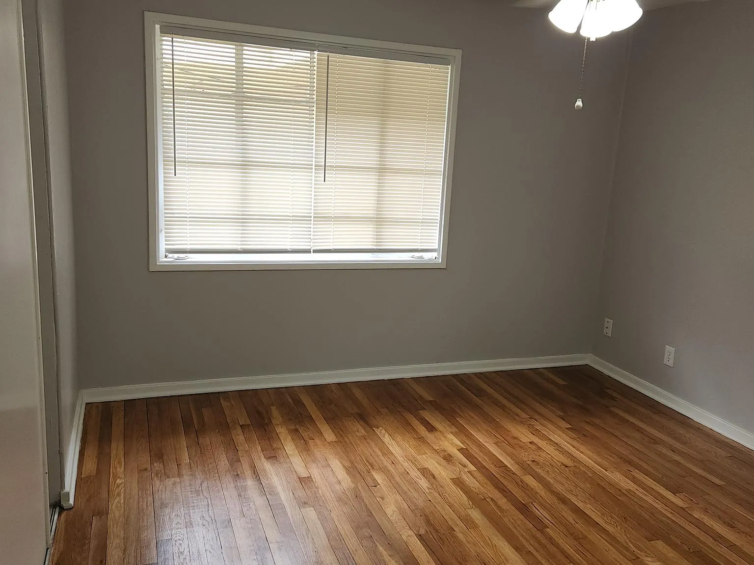 2 bed, 960 sqft, $825 — Photo 3