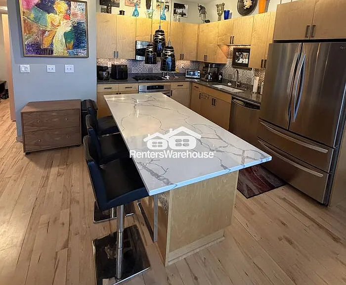 215 10th Ave S #632 — Photo 5