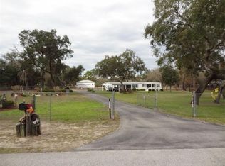 18625 Akins Dr, Spring Hill, FL 34610