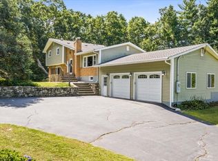 26 Gulf St, Boylston, MA 01505