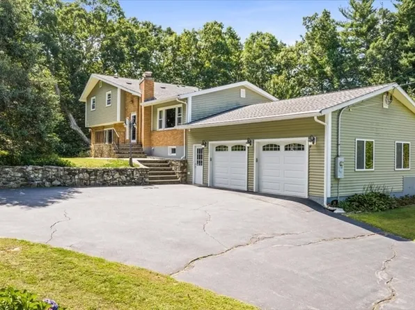 26 Gulf St, Boylston, MA 01505
