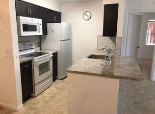 700 NW 103rd Ter #101, Hollywood, FL 33026