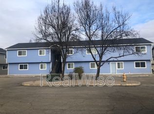 224 Cheryl Ln APT 9, Phoenix, OR 97535