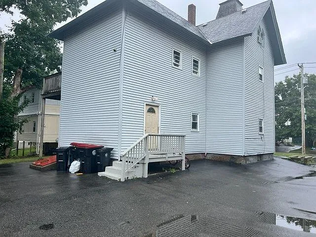 232 Pleasant St #1 — Photo 14